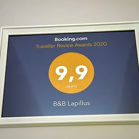 Alojamento de Acomodação e Pequeno-almoço Lapillus 3*